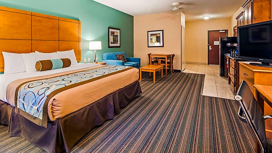 Best Western Plus Seminole Hotel & Suites