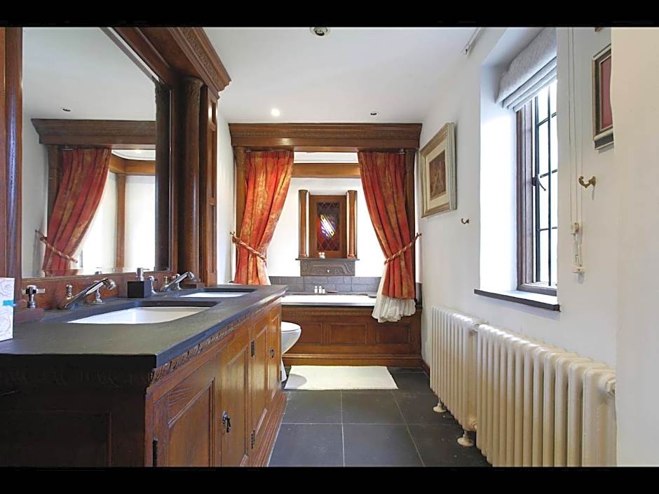 B&B Harlington Manor