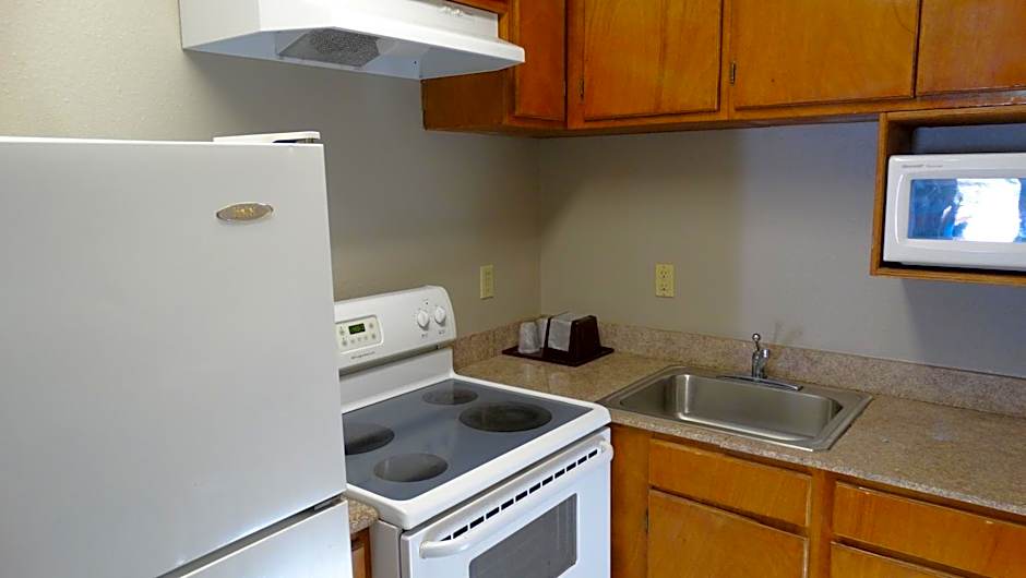 Regency Inn and Suites Humble