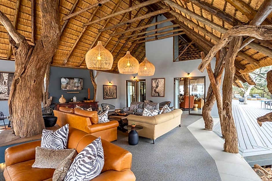 Tuningi Safari Lodge