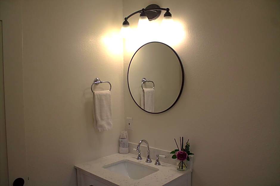 Quiet Mind Lodge, Spa & Retreat Sequoias