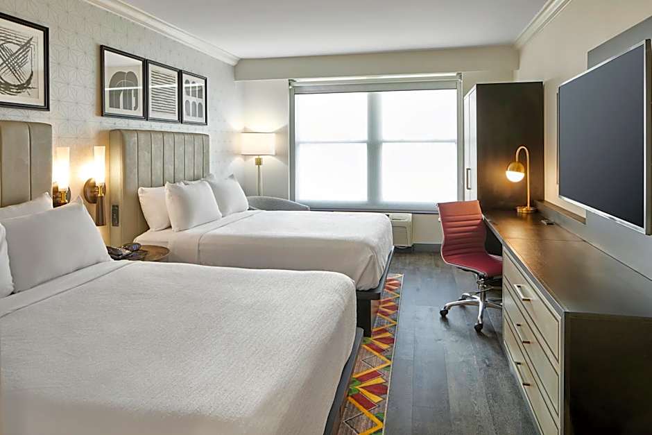 Hotel Indigo Cleveland Downtown by IHG