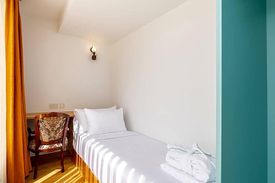 Limehouse Library Hotel