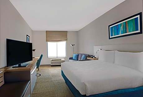 King Corner Room with Sofa Bed