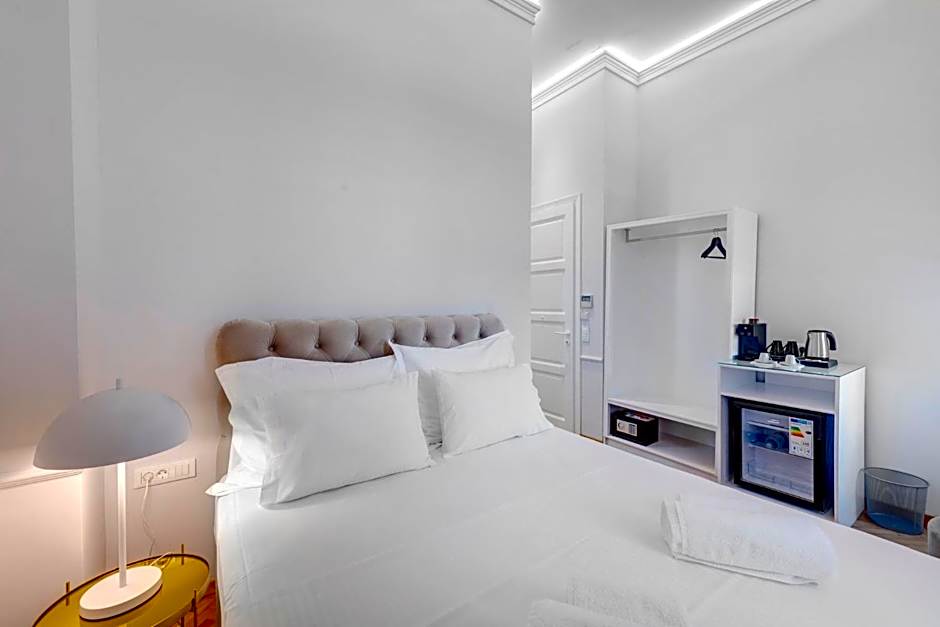 Amare Boutique Suites