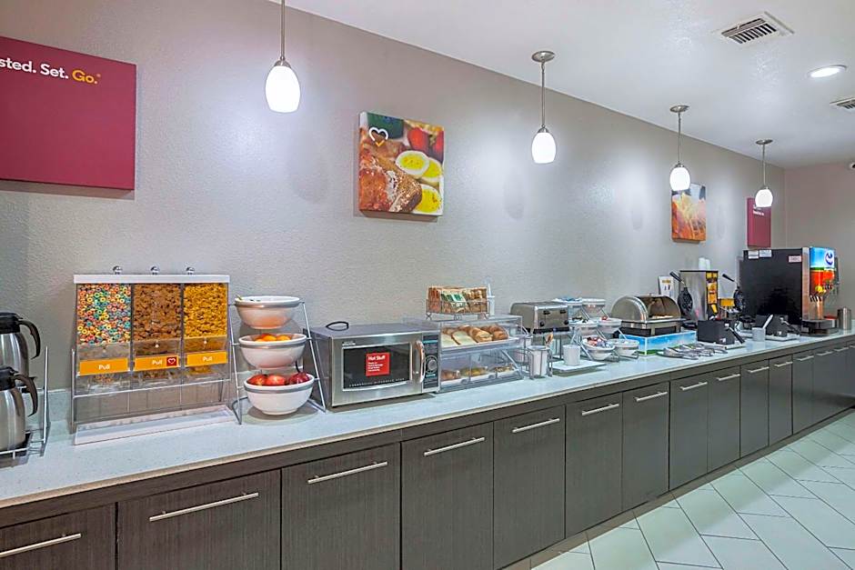 Comfort Suites Vista Ridge Mall