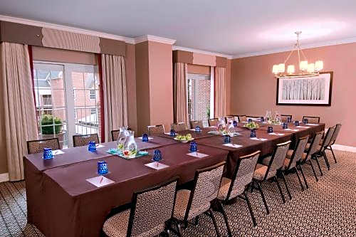 The Alexandrian Old Town Alexandria, Autograph Collection