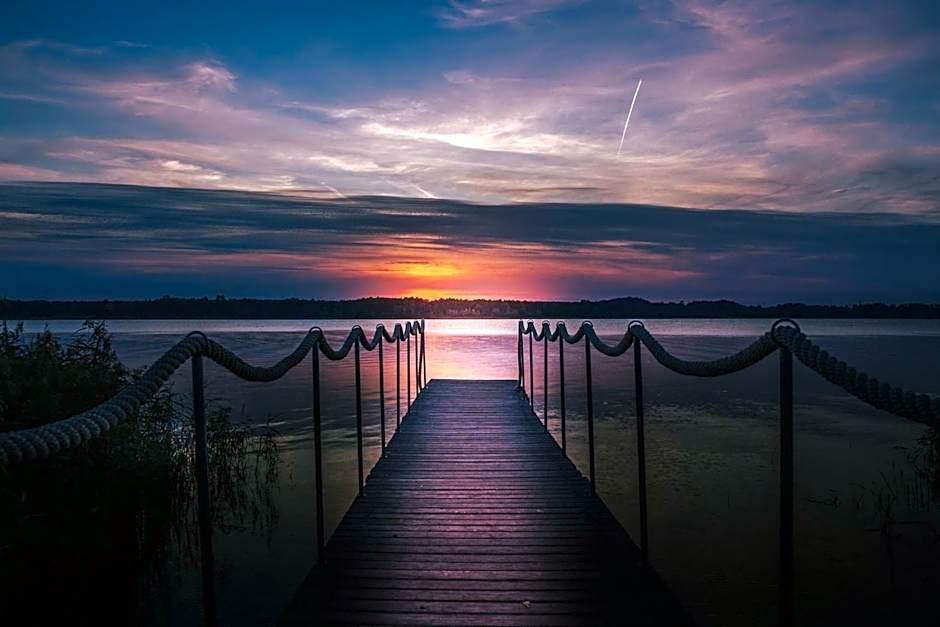 Dom Wypoczynkowy "Pod Strzechą" w Giewartowie