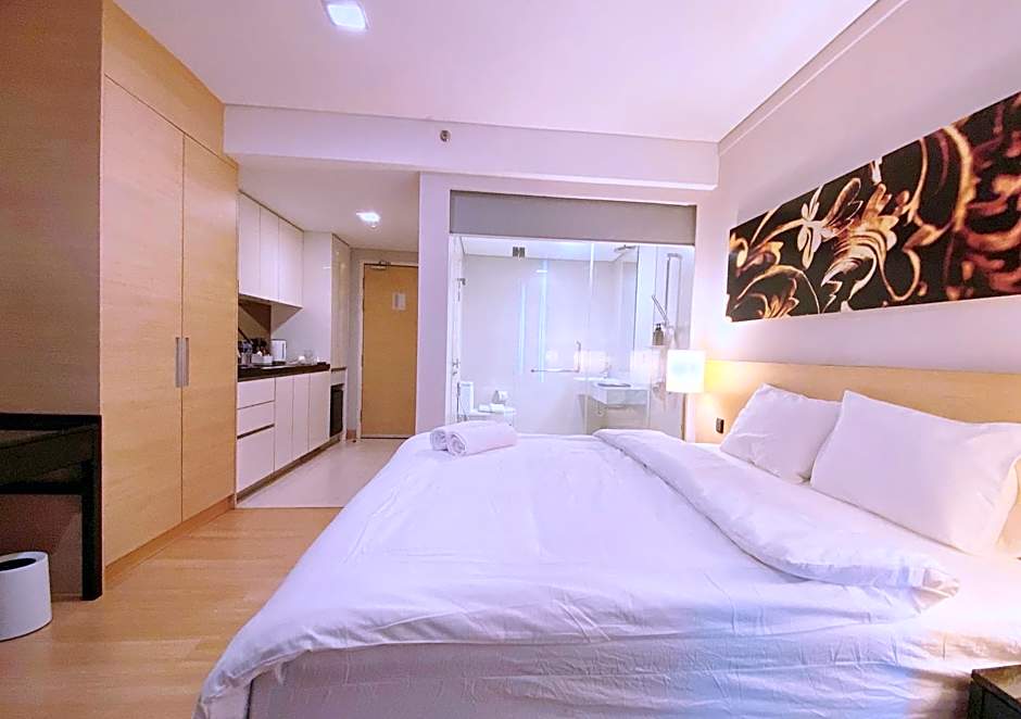 Straits Suite by C Homestay Malacca