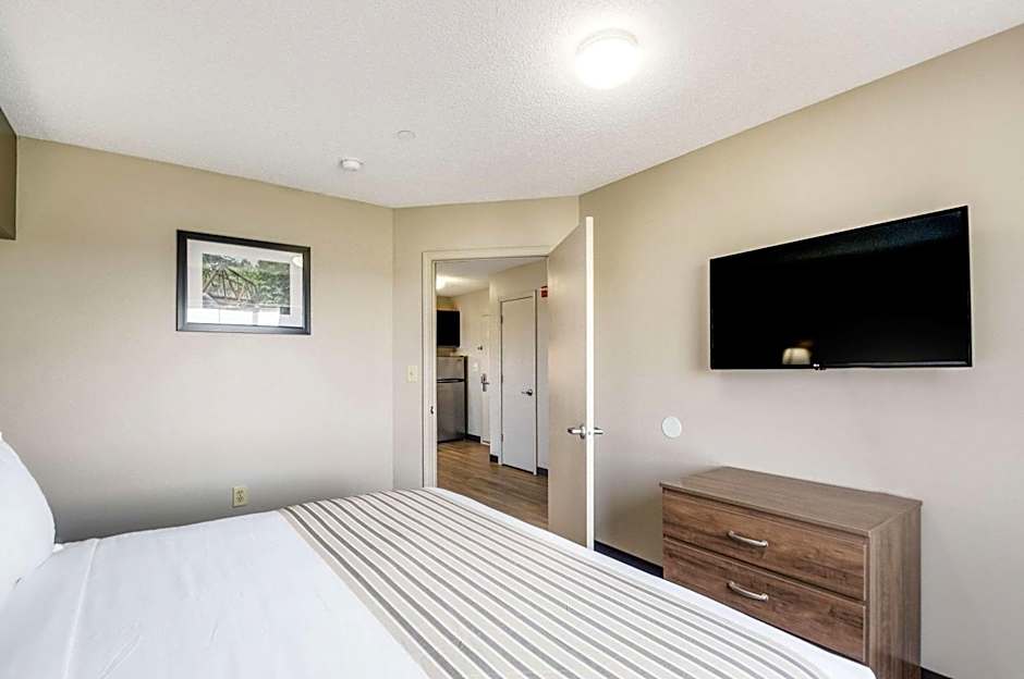 Suburban Studios Sterling - Washington Dulles