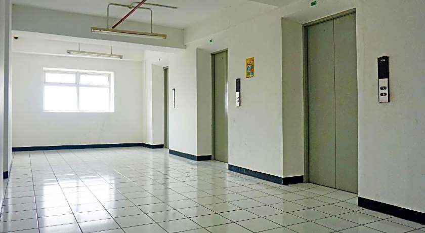 Collection O SSR Apartemen Gunung Putri Square