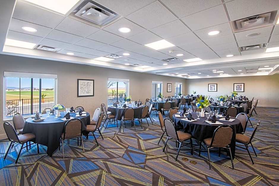 Holiday Inn Express Hotel & Suites Yuma By IHG