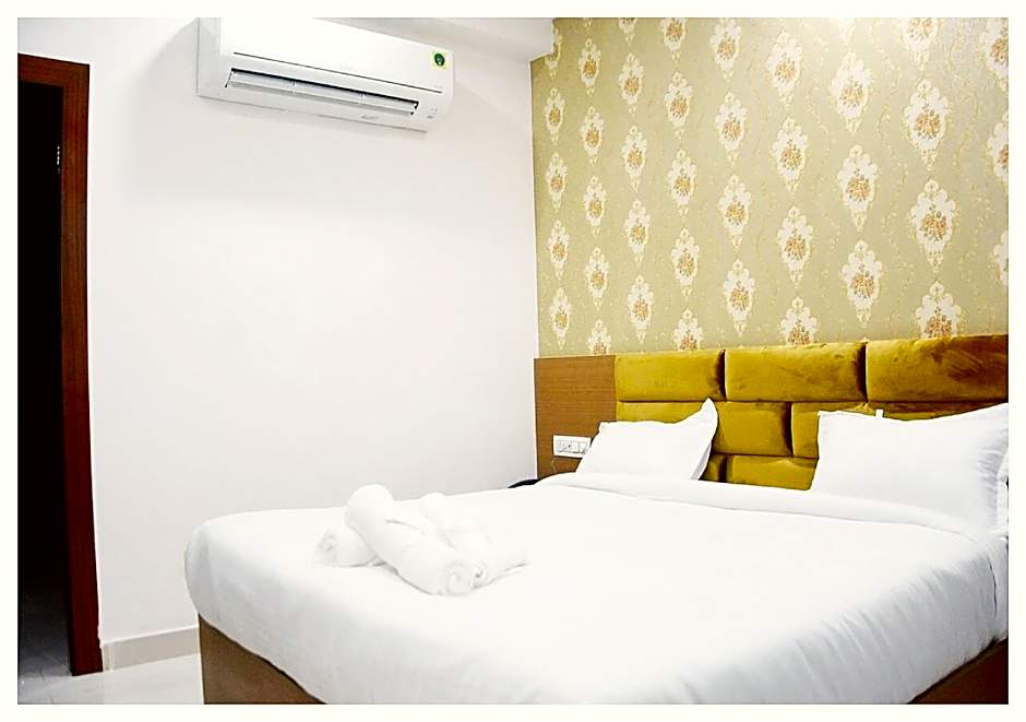 Goroomgo Ganga Amrit Near Ganga River Haridwar