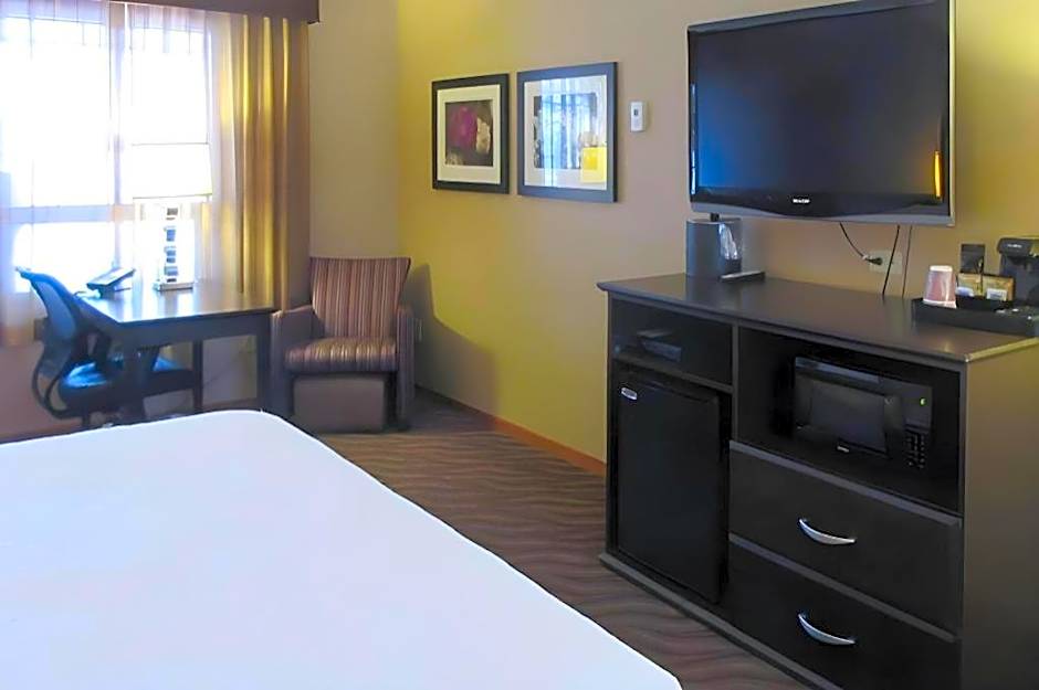 Quality Inn & Suites