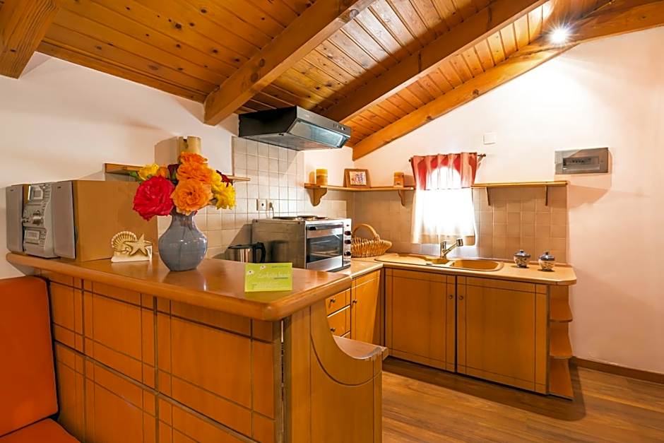 Zarkadis Beach Apartments