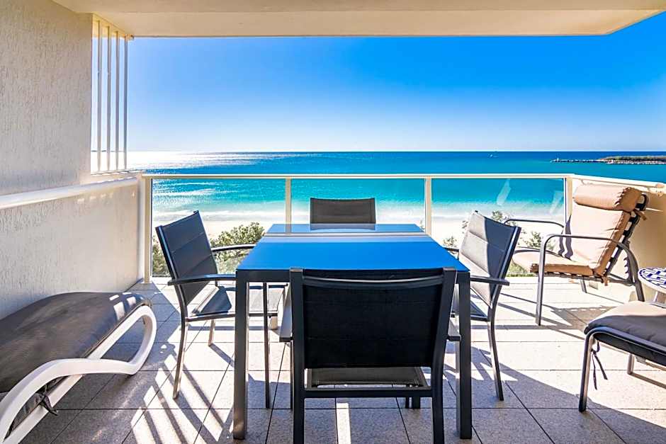 84 The Spit Holiday Apartments