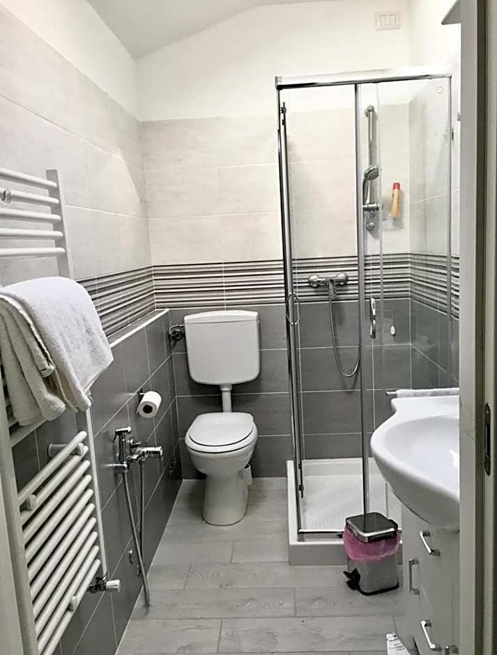 Bella Vita Guesthouse -parcheggio privato interno