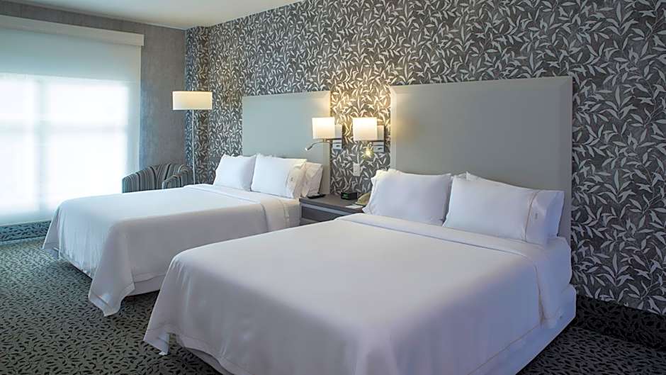 Holiday Inn Express & Suites Queretaro By IHG
