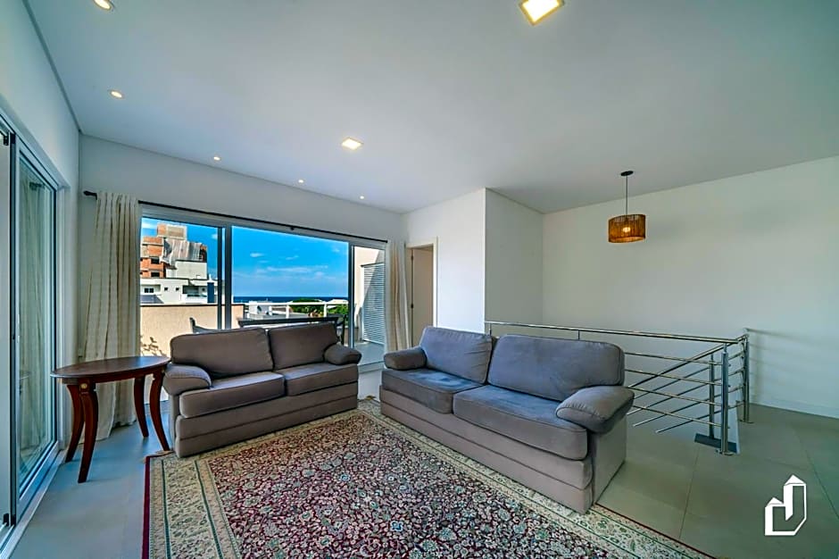 Cobertura Duplex com 03 suítes