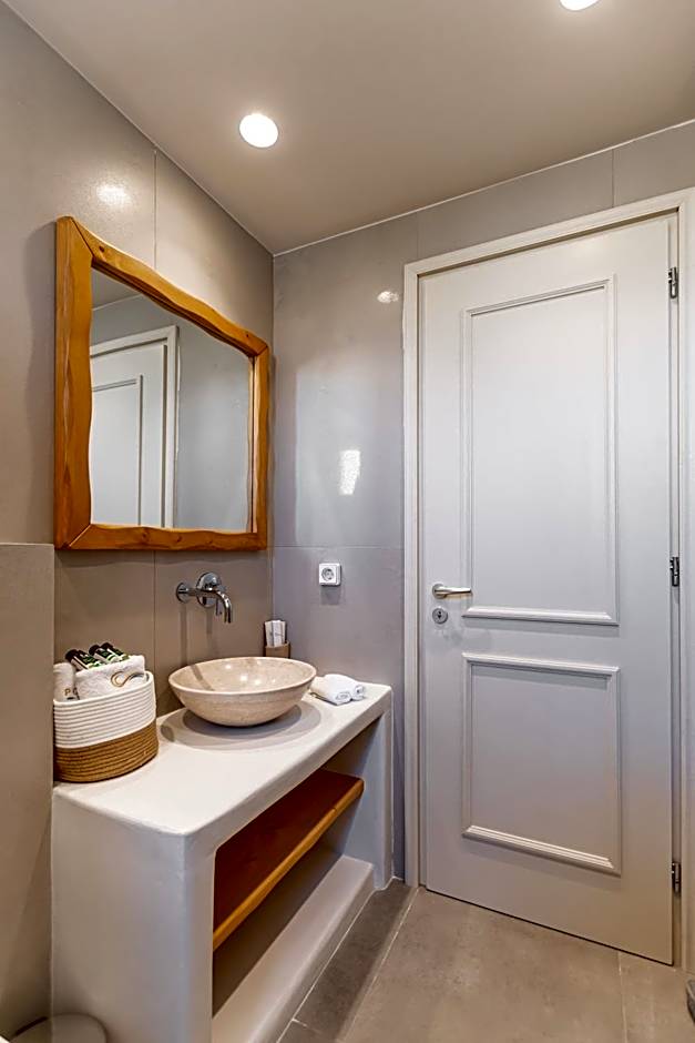 Porto Dema Luxury Suites