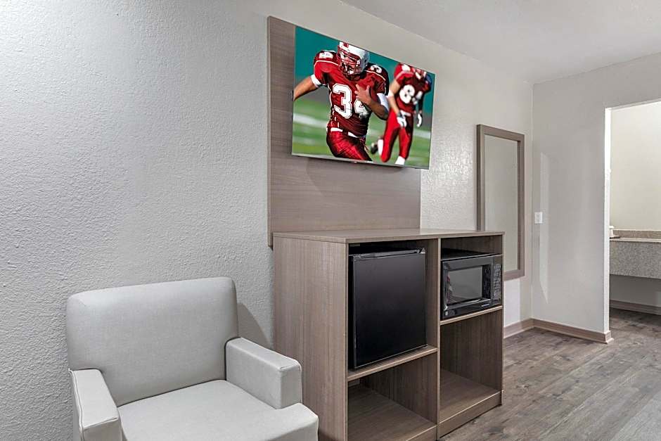 Red Roof Inn Canton, TX