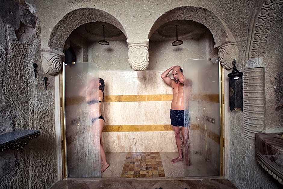 Elika Cave Suites & Spa