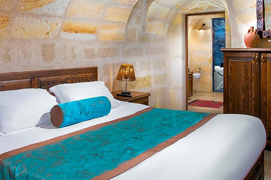 Cappa Via Cave Hotel