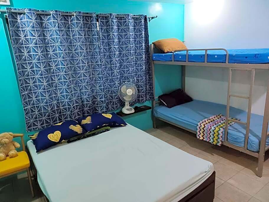 Cebu City Unit2 Spacious 2BR near SM Seaside NuStar Ocean Park Dynamic Herb Anjo