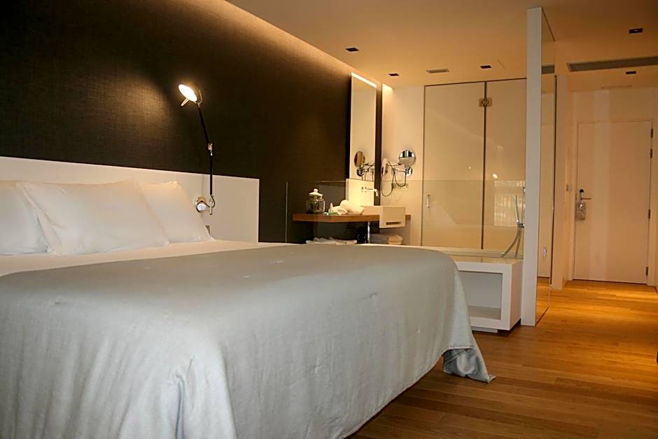 Photo 1 of 12 of Junior Suite