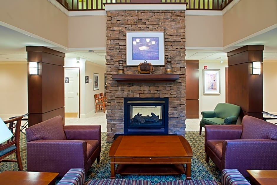 Staybridge Suites Indianapolis-Airport