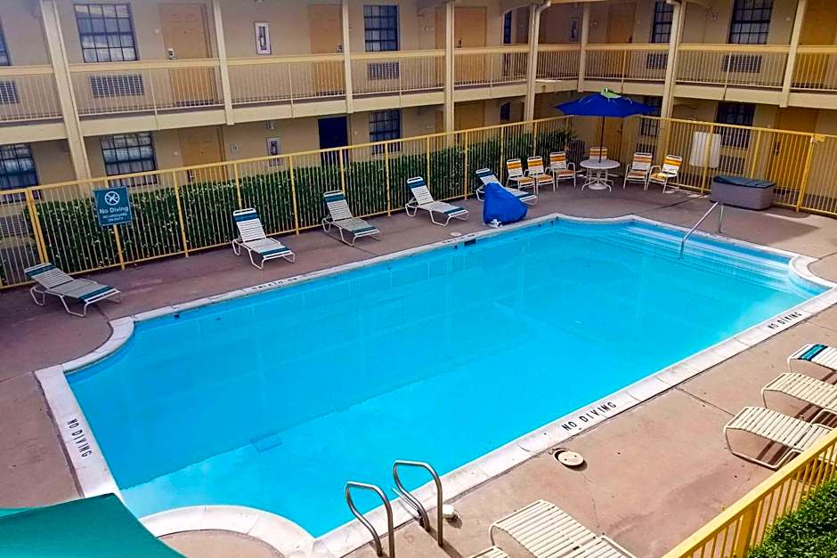 Quality Inn Aurora Denver