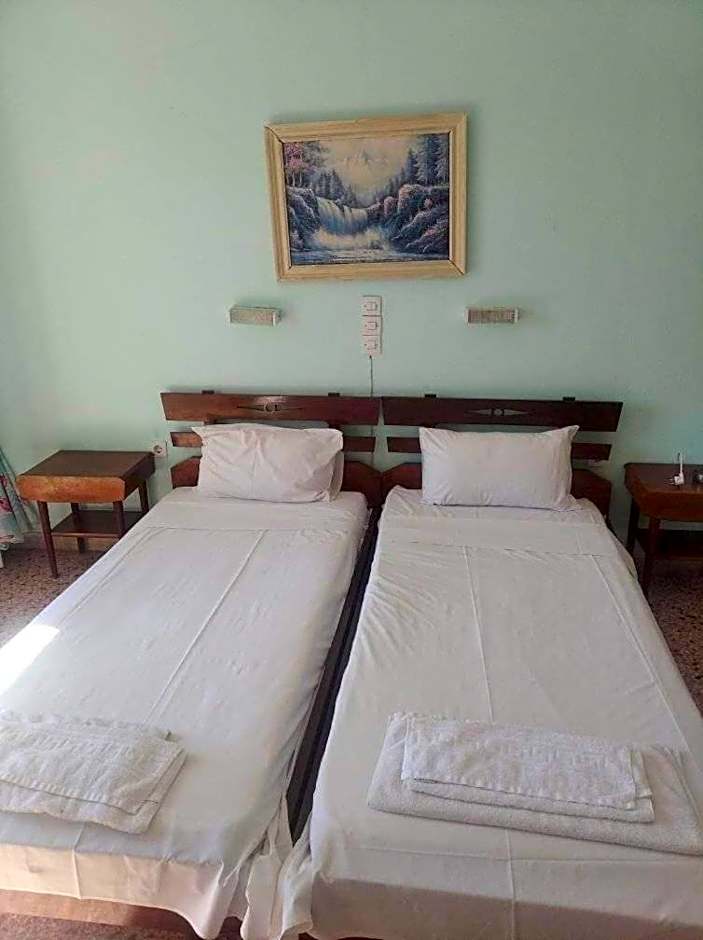 Ammoudia Rooms