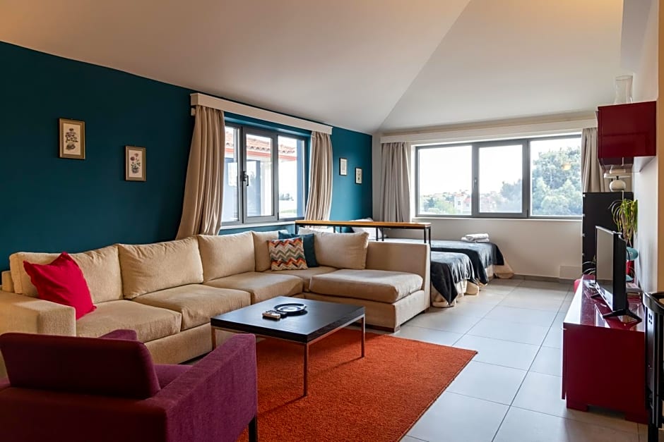 CHROMA Lodge Pikermi