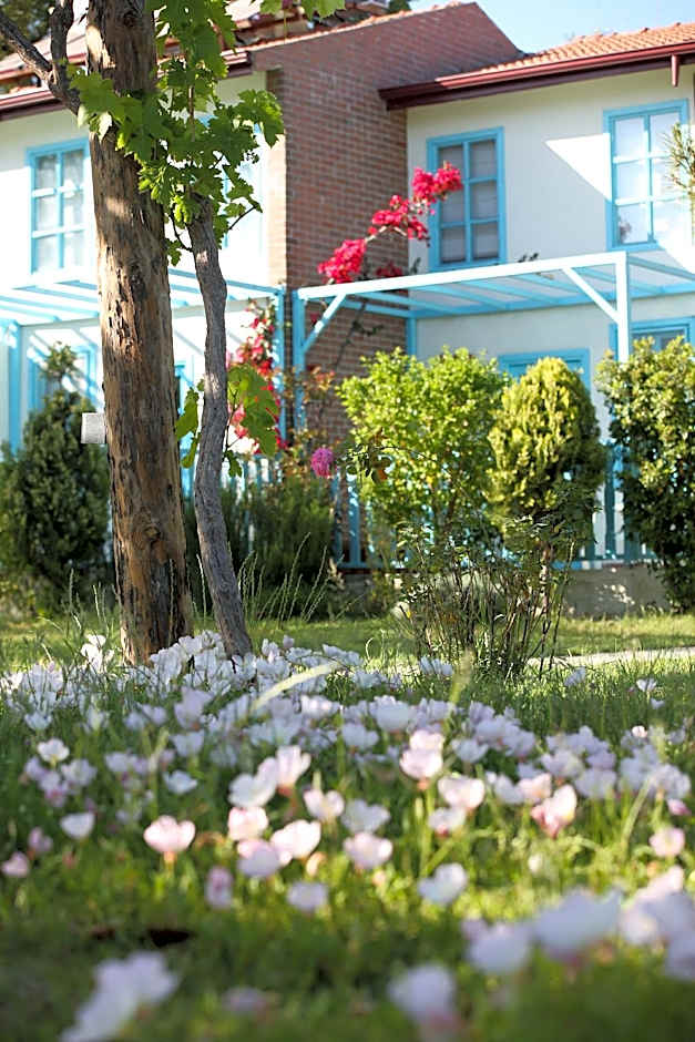 Yonca Lodge