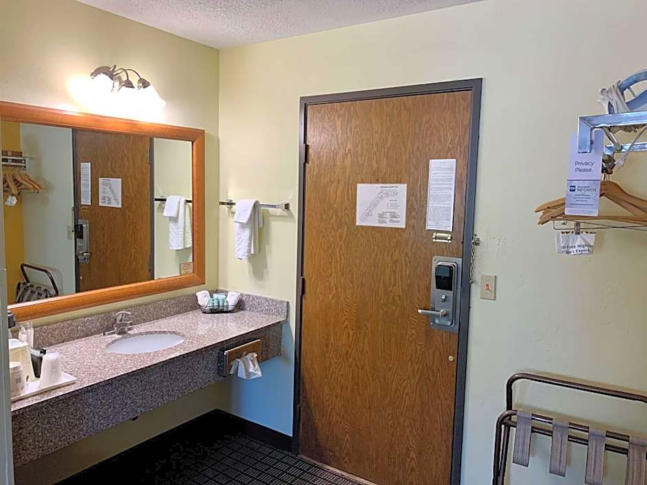 Best Western Maritime Inn