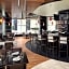 DoubleTree Suites by Hilton Hotel Detroit Downtown - Fort Shelby