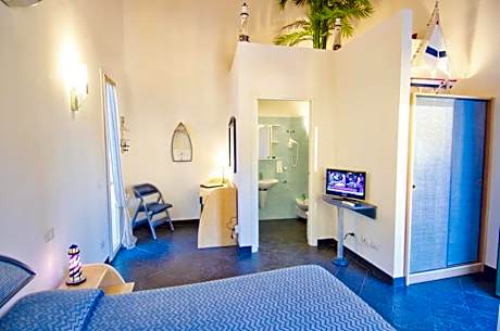 Deluxe Double or Twin Room with Balcony