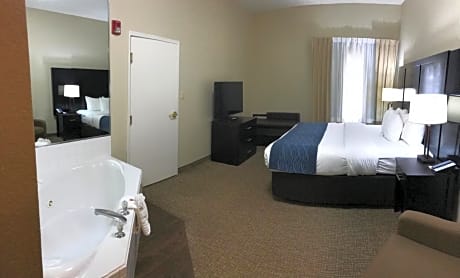 King Suite with Hot Tub in Room - Accessible/Non-Smoking