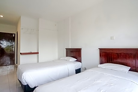 Private Deluxe Twin Room