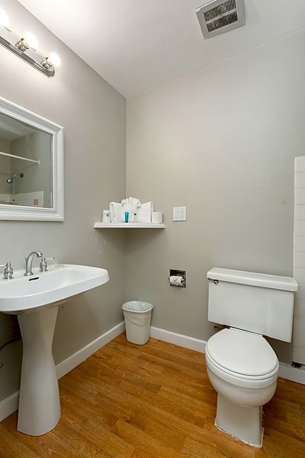 Sunrise Garden Suites
