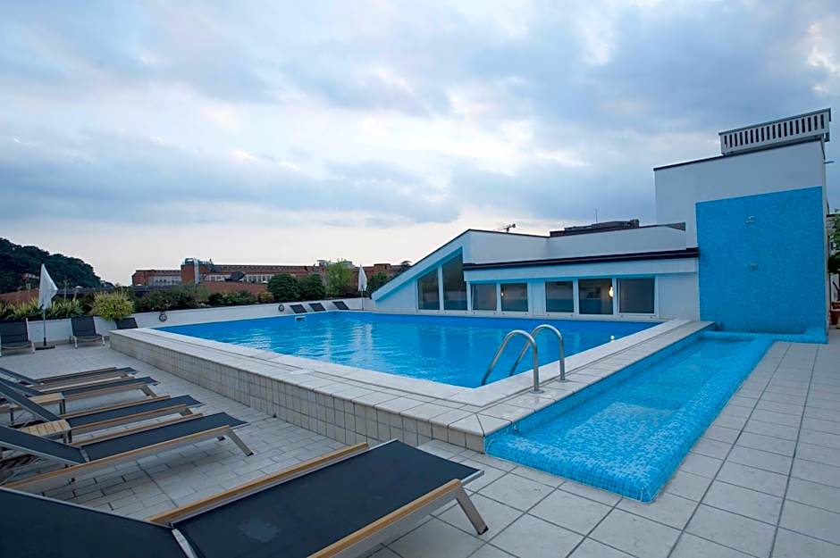 Regal Hotel & Residence