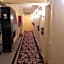 Applicators Hotel