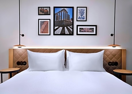 King Premium Room with Scenic View and Sofa Bed
