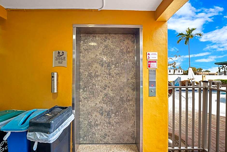 Quality Inn & Suites Airport/Cruise Port Hollywood