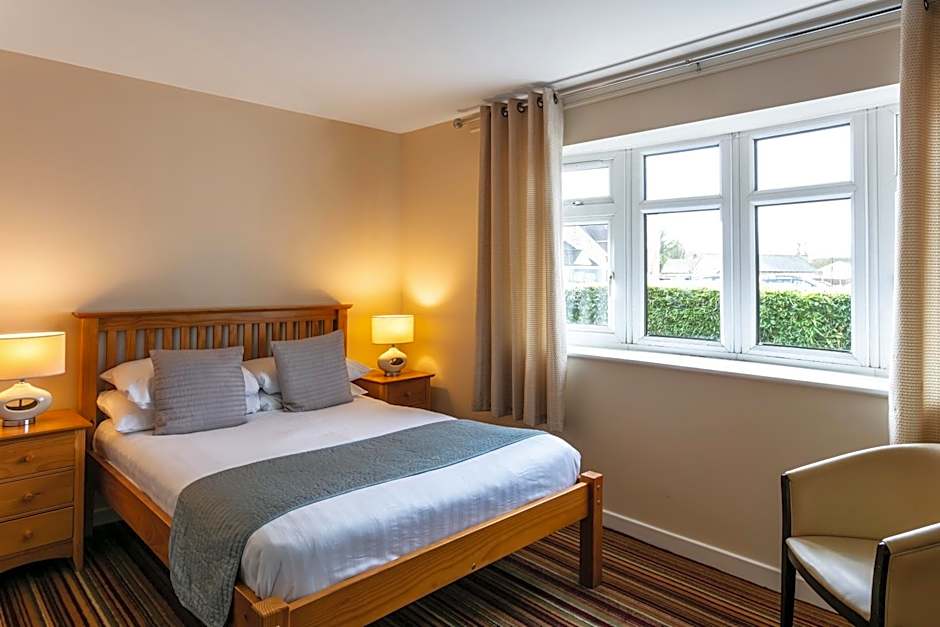 Roydon Marina Village Hotel
