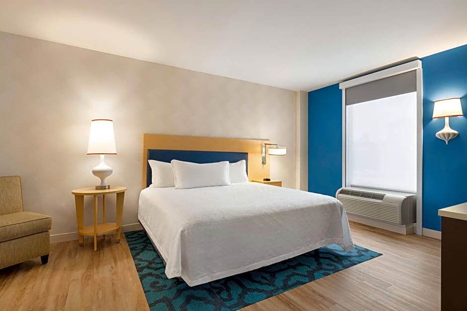 Home2 Suites By Hilton New York Long Island City/ Manhattan View