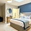 Beach House Hotel