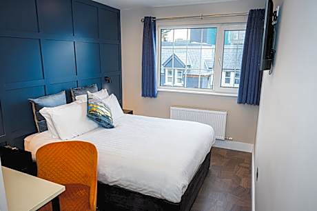 Single Room with Bathroom