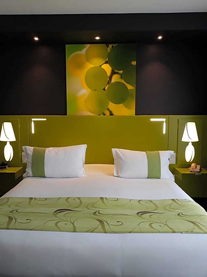 Golf Hotel Colvert - Room Service Disponible