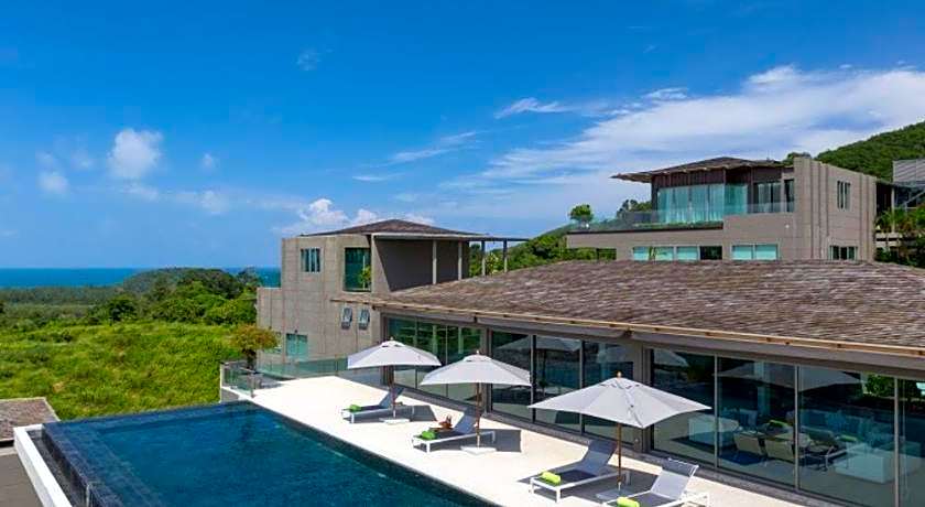 Tropical Castle Phuket, 18 BED Sea View Pool Villa by RESAVA